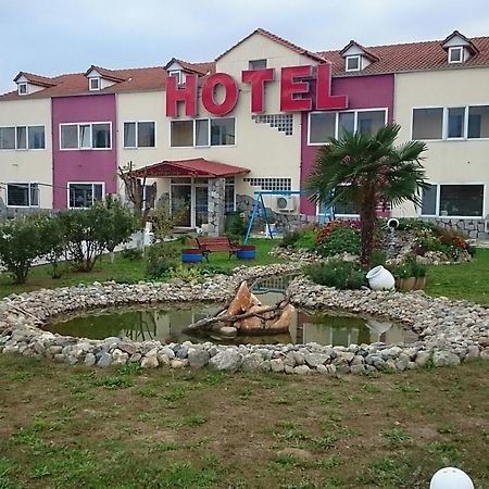 Hotel Konstantina Ροδόπολη Εξωτερικό φωτογραφία